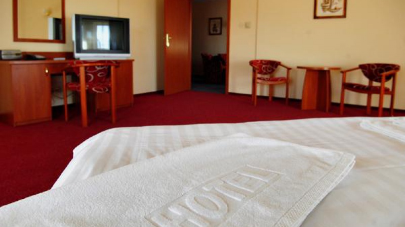 Hotel Złote Dęby