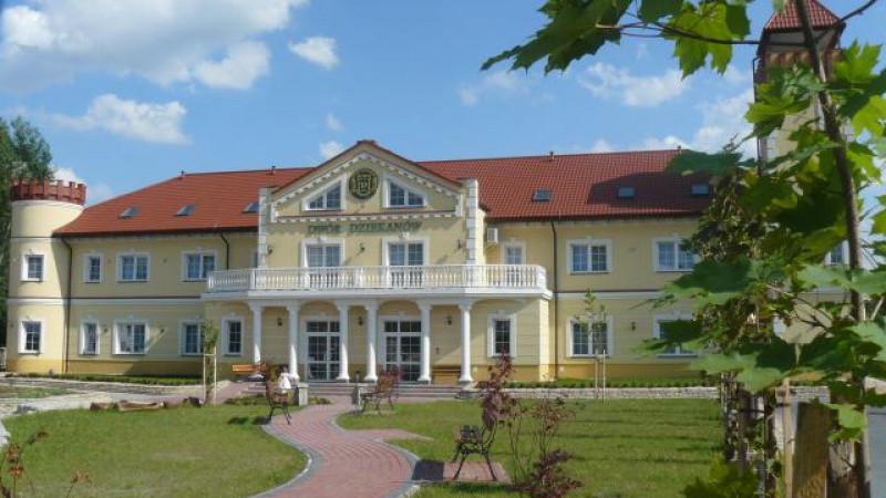 Dwór Dziekanów