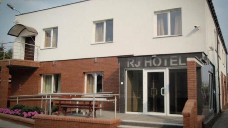 RJ Hotel