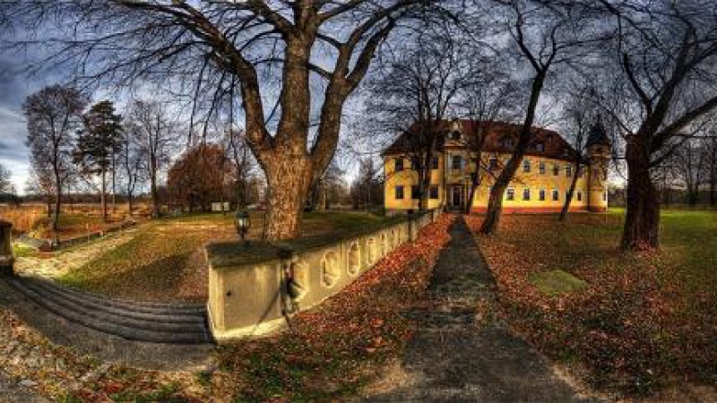 Pałac Krobielowice & Pole Golfowe