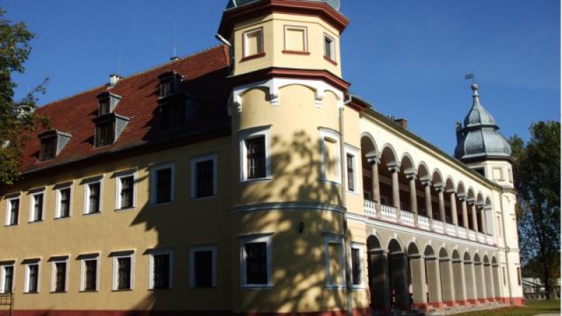Pałac Krobielowice & Pole Golfowe