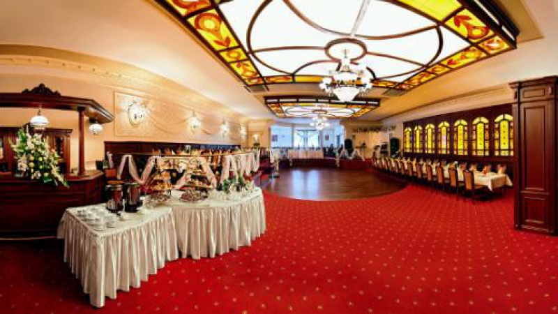 Hotel Piast - Roman