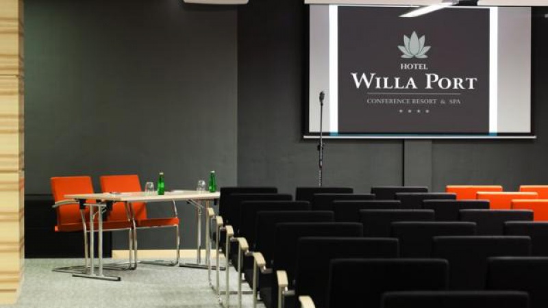 Willa Port