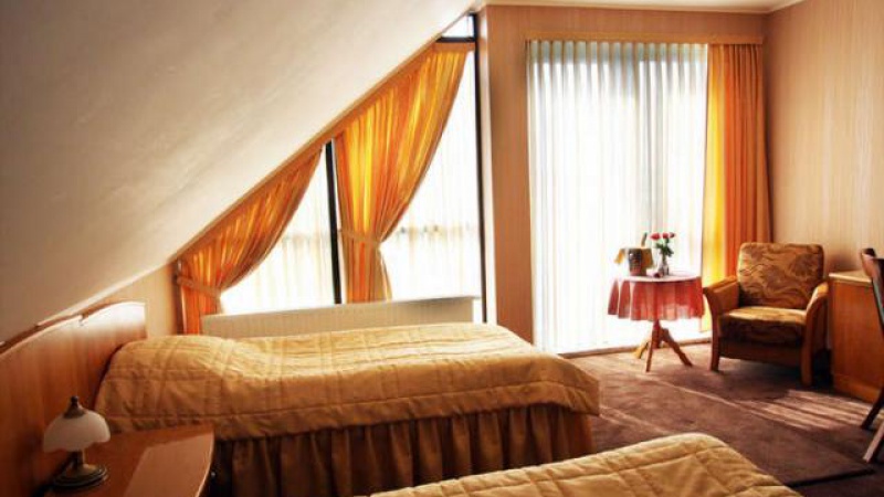 Hotel Trawa