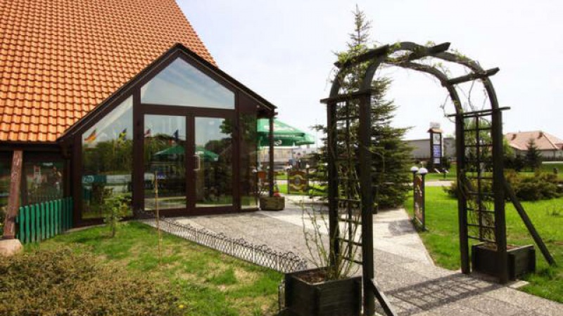 Hotel Trawa