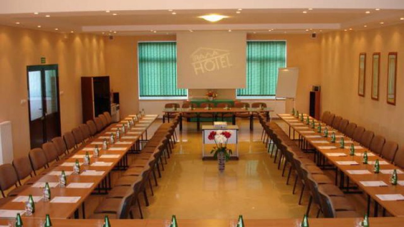 Hotel Trawa