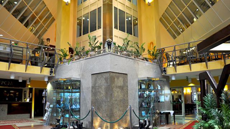 Hotel Piramida
