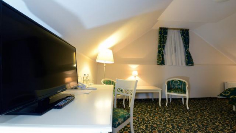 Hotel Sobienie Królewskie