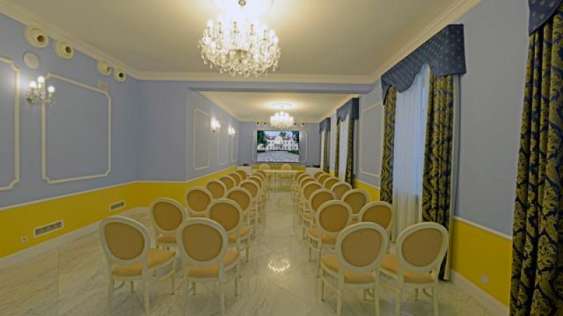 Hotel Sobienie Królewskie