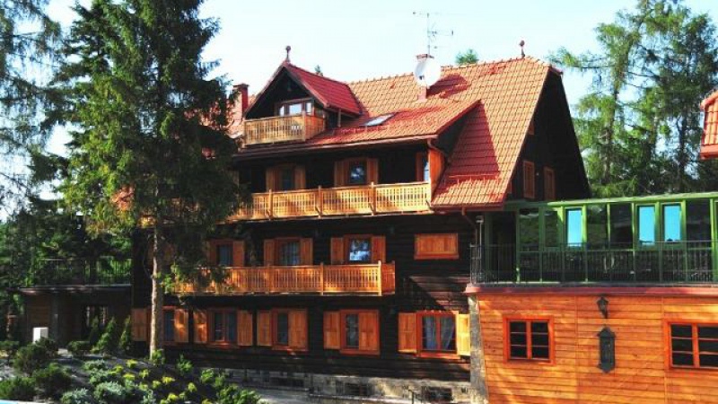 Hotel Modrzewiówka