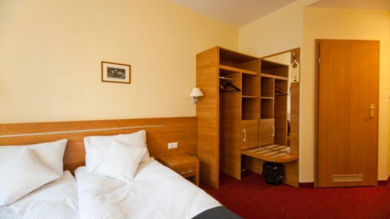 Hotel Malinowski  Business