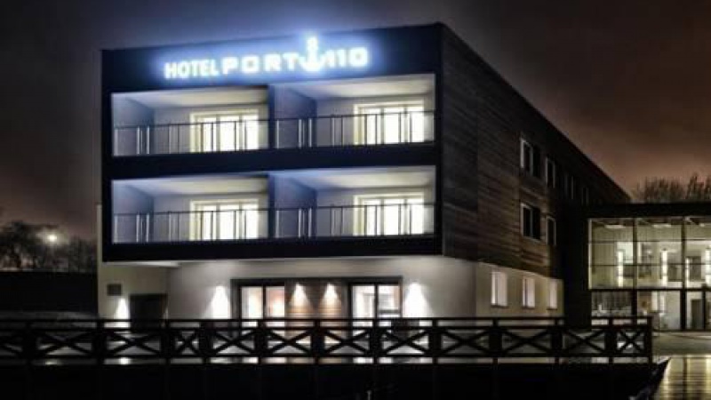 Hotel Port 110