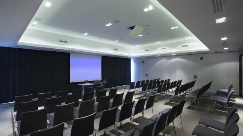 Ilonn Hotel