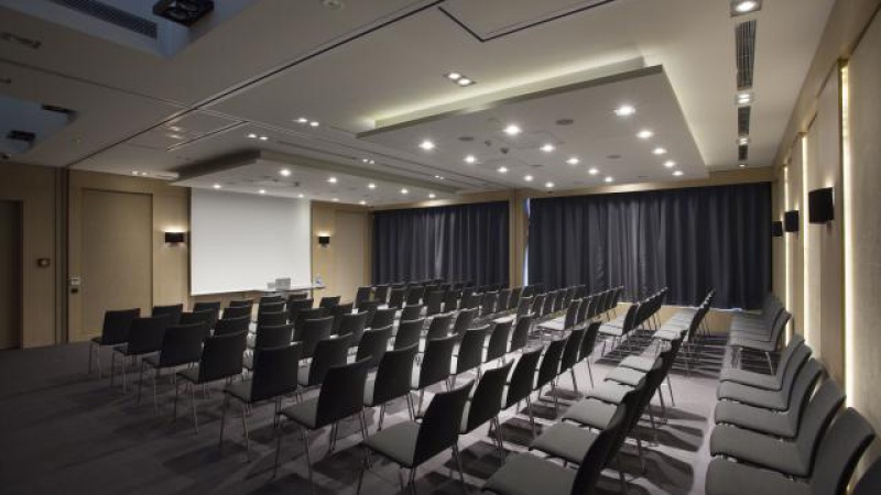 Ilonn Hotel