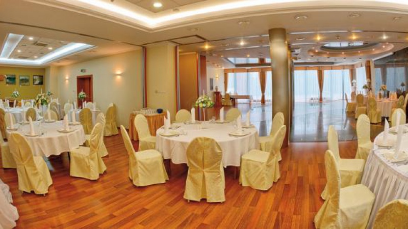 Green Hotel