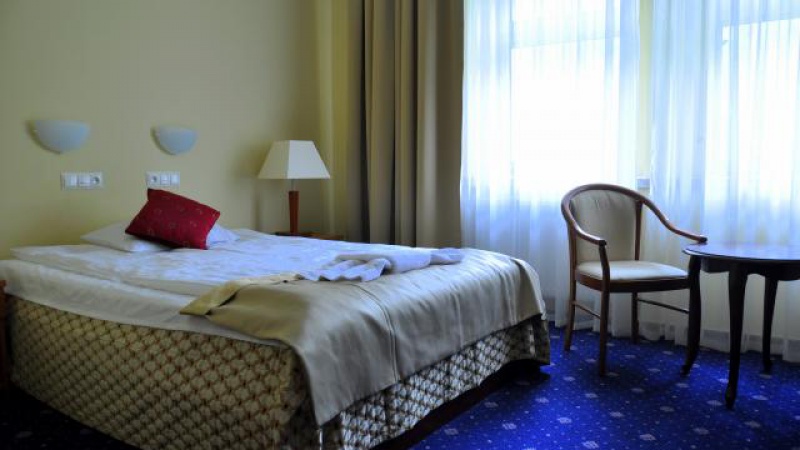 Hotel Mir-Jan