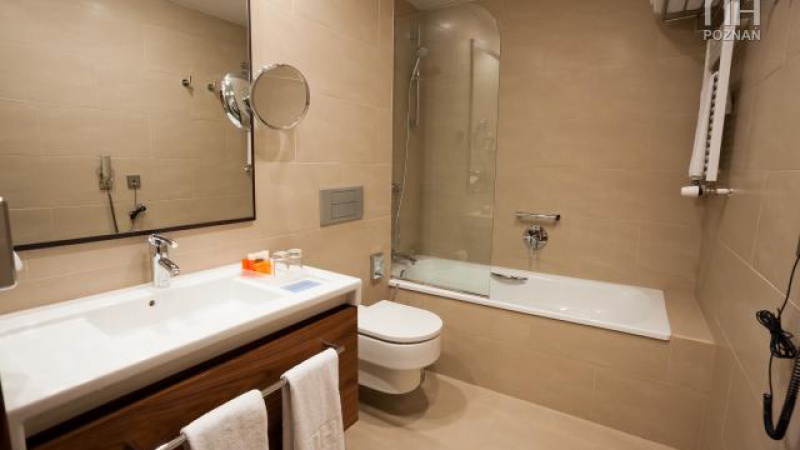Hotel NH Poznań