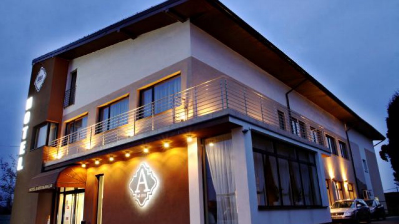 Hotel AJAX*** Restauracja AJAX***