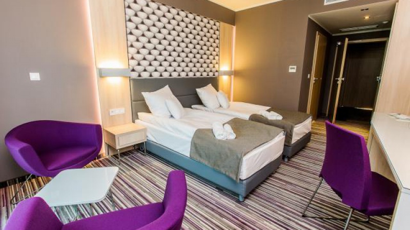Hotel Astone Conference & Spa