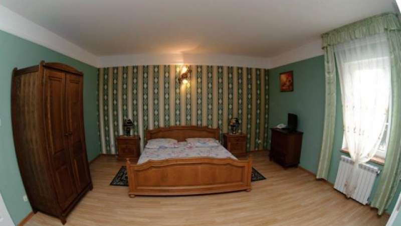 Hotel Antyczny Dwór
