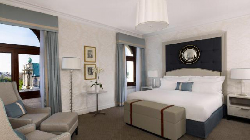 Hotel Bristol