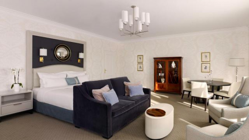 Hotel Bristol