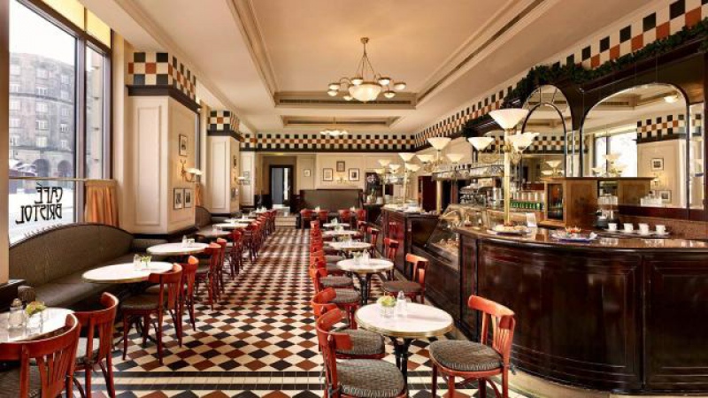 Hotel Bristol