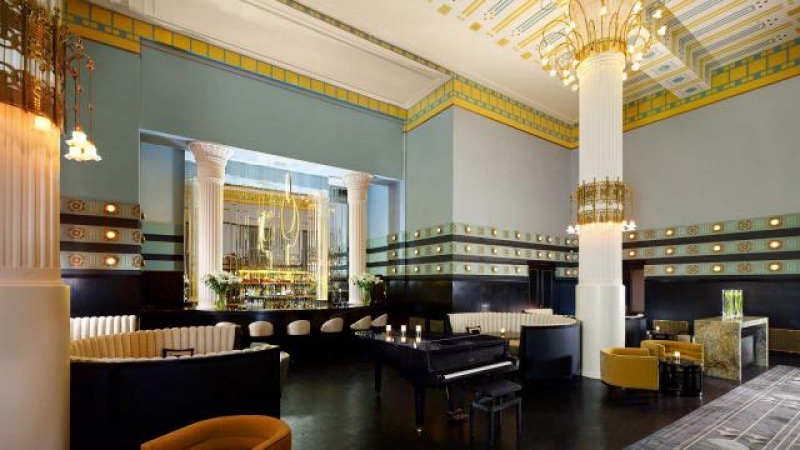 Hotel Bristol