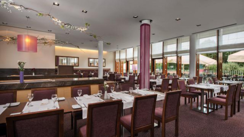 Holiday Inn Warszawa Józefów