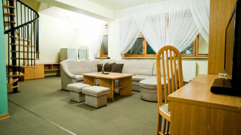 Ośrodek Konferencyjno- Wypoczynkowy PARZENICA