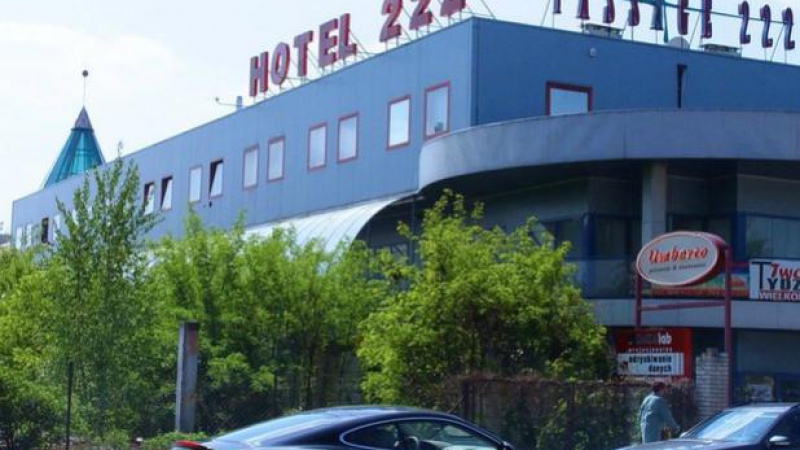 Hotel 222