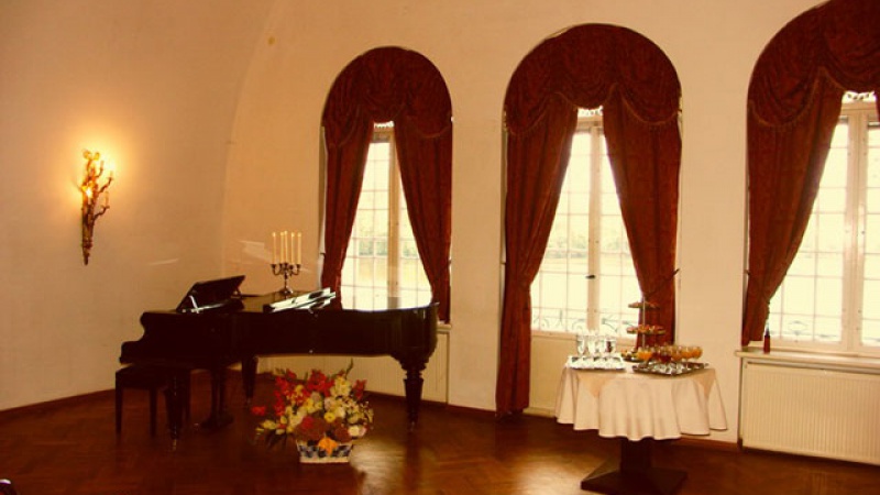 Hotel Podewils - XV-wieczny Zamek Rycerski