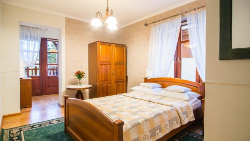 Hotel i Restauracja Dwa Księżyce