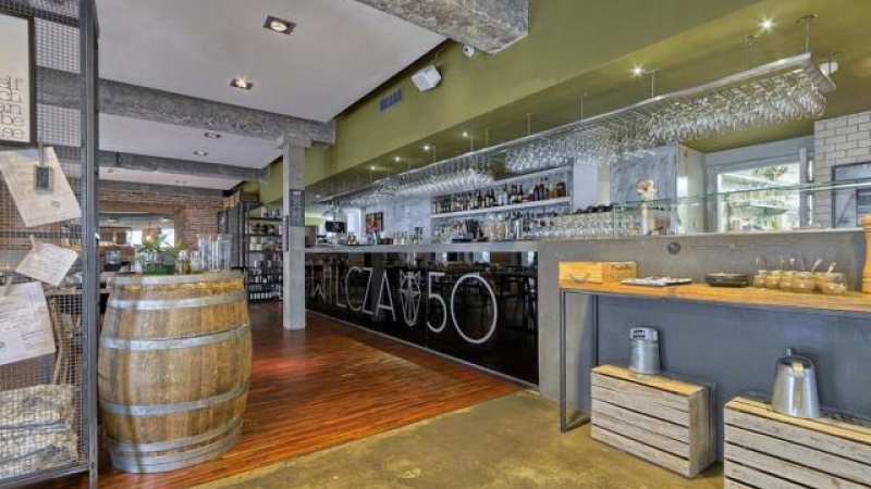 Wilcza 50 Restaurant Cafe Bar
