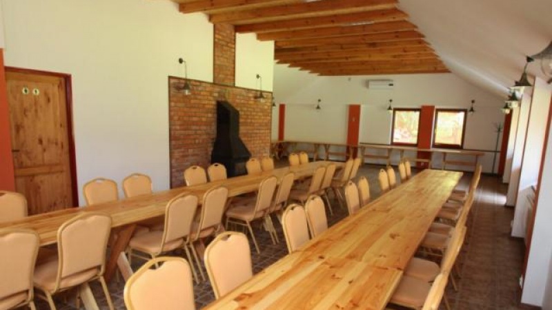 HOTEL NAD MROGĄ