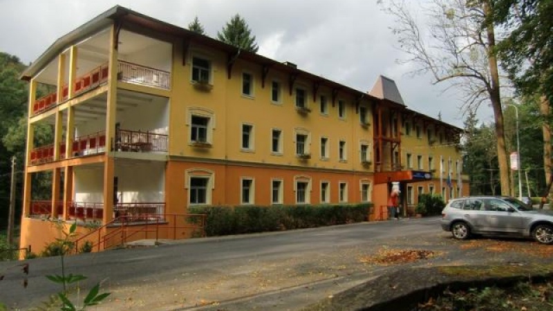 Hotel Mir-Jan