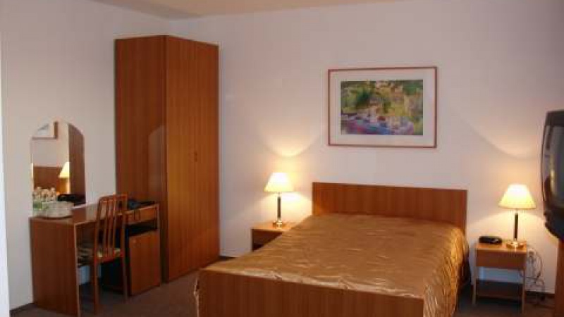 Hotel Relax Inn Health & Spa