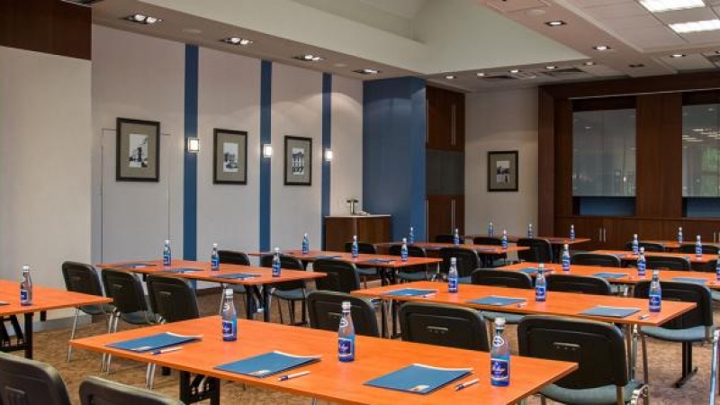 Crown Piast Hotel & Spa