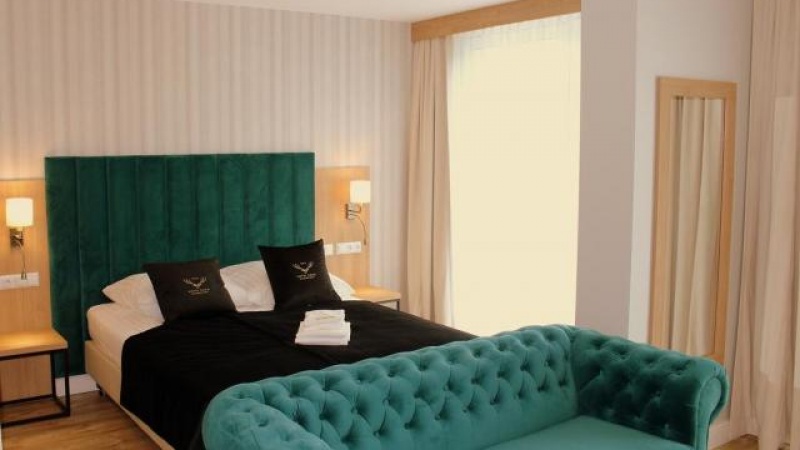 Hotel Echo
