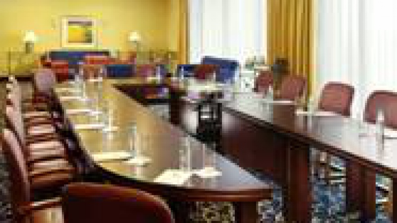 Courtyard by Marriott Warsaw Airport