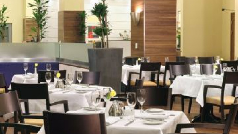 Courtyard by Marriott Warsaw Airport