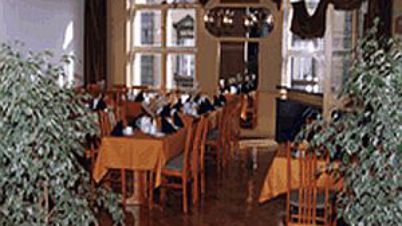 Hotel Bast
