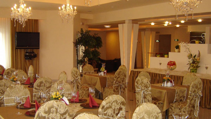 Hotel Junior