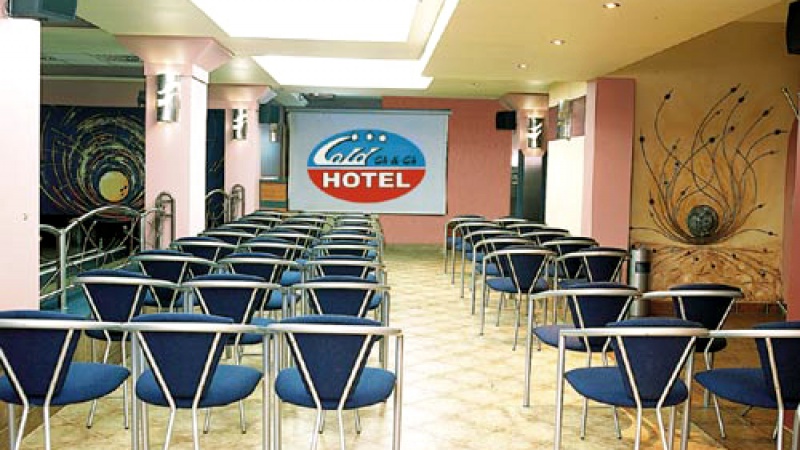 Hotel Cold